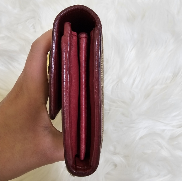 💜🎉HOST PICK🎉💜Authentic Gucci Long Wallet - Picture 17 of 17